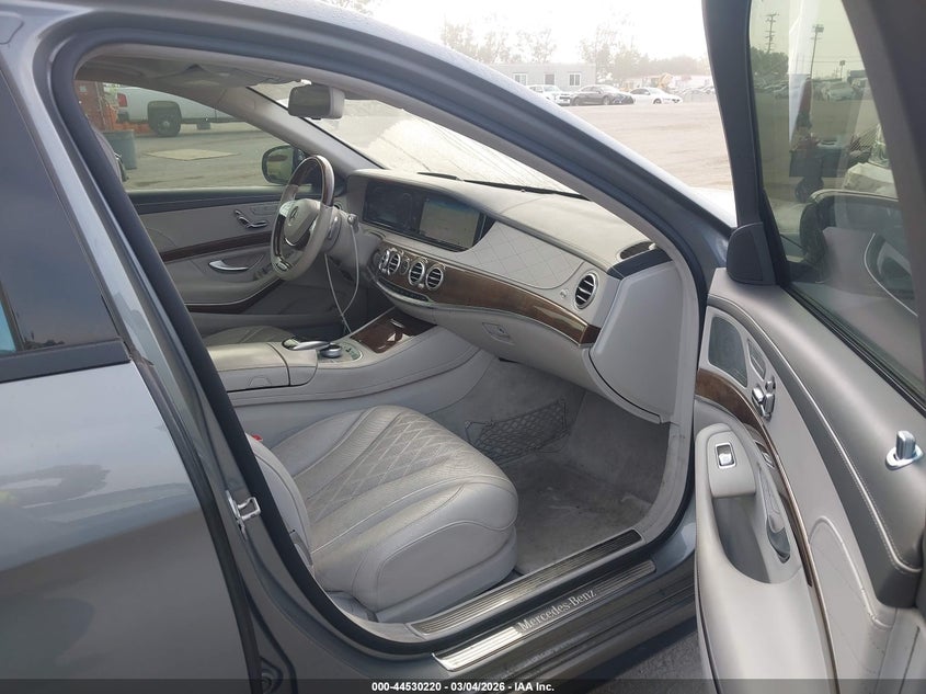 2015 Mercedes-Benz S 550