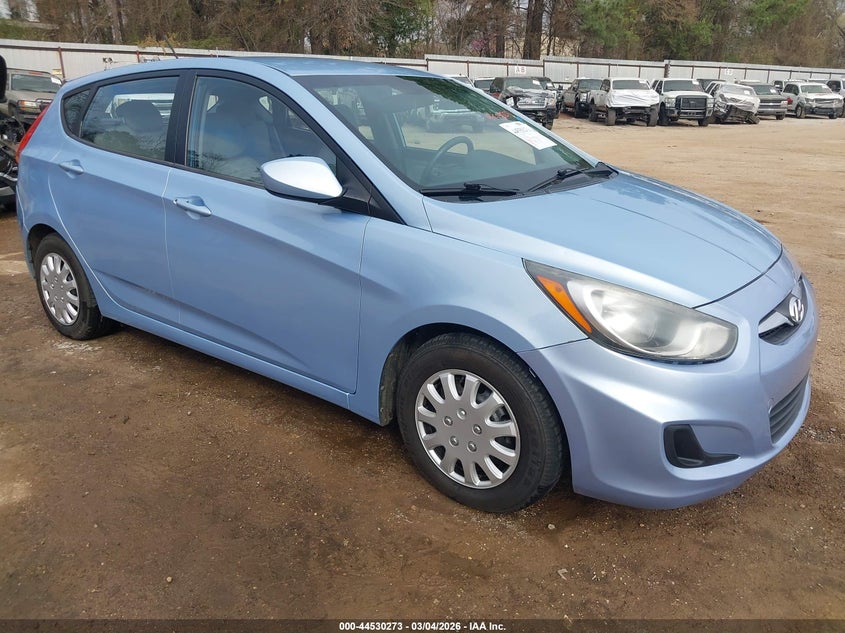 2013 Hyundai Accent Gs