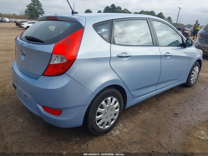 2013 Hyundai Accent Gs
