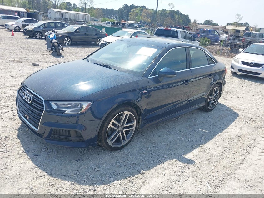 Vin: wauj8gff9j1085351, lot: 45027111, audi a3 2.0t premium/2.0t tech premium 20182