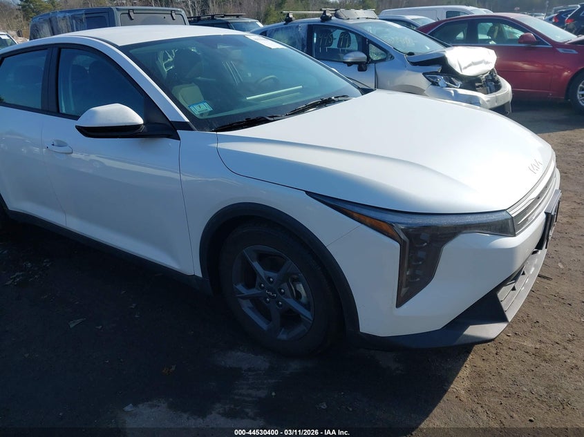 2025 Kia K4 Lxs