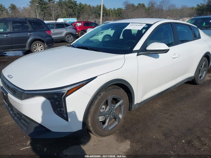 2025 Kia K4 Lxs