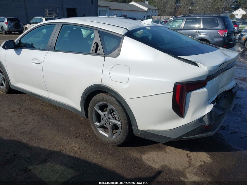 2025 Kia K4 Lxs