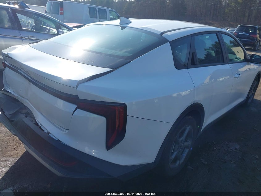 2025 Kia K4 Lxs