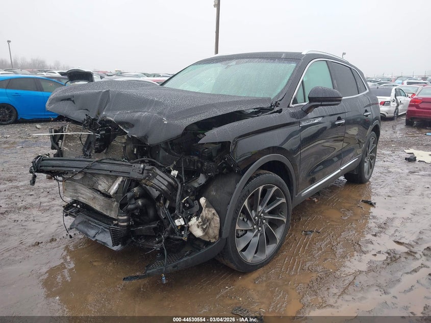 2019 Lincoln Nautilus Reserve