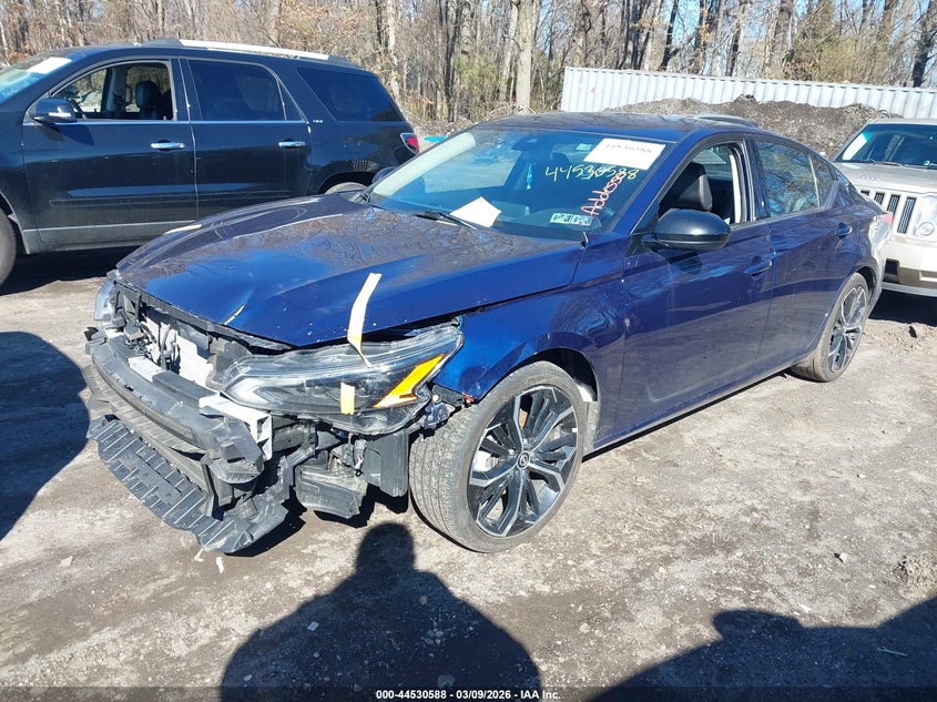 2023 Nissan Altima Sr Fwd