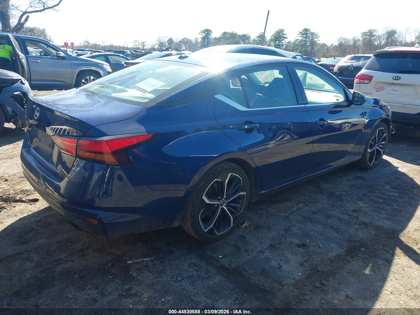 2023 Nissan Altima Sr Fwd