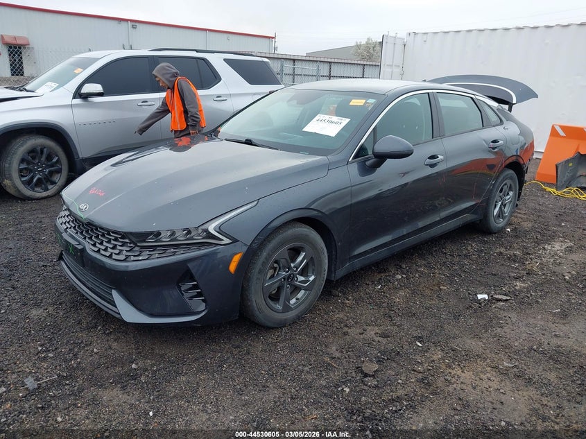 2021 KIA K5 auction photo 2