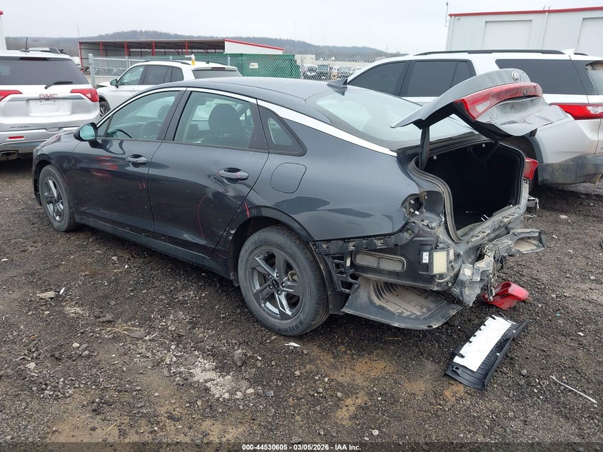 2021 KIA K5 auction photo 3
