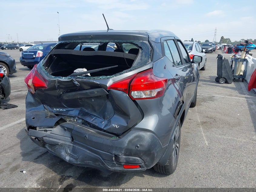 2020 Nissan Kicks Sv Xtronic Cvt