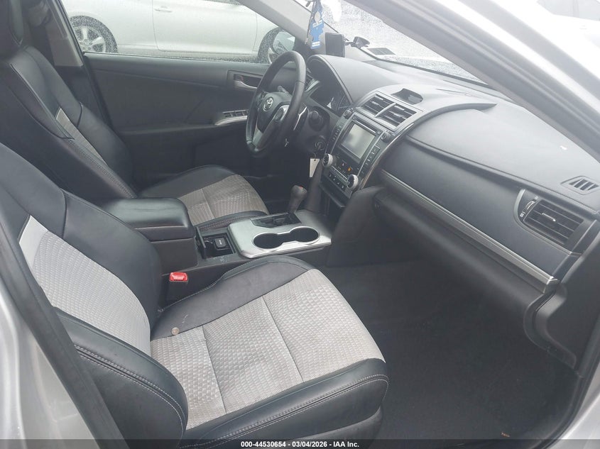 2012 Toyota Camry Se