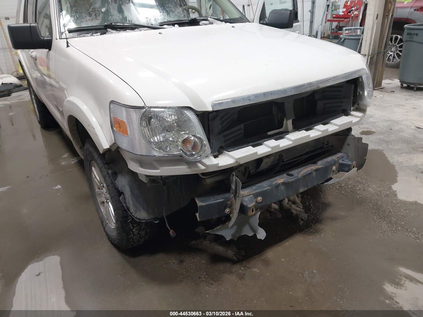 2008 Ford Explorer Xlt VIN: 1FMEU73E18UB29004 Lot: 44530663