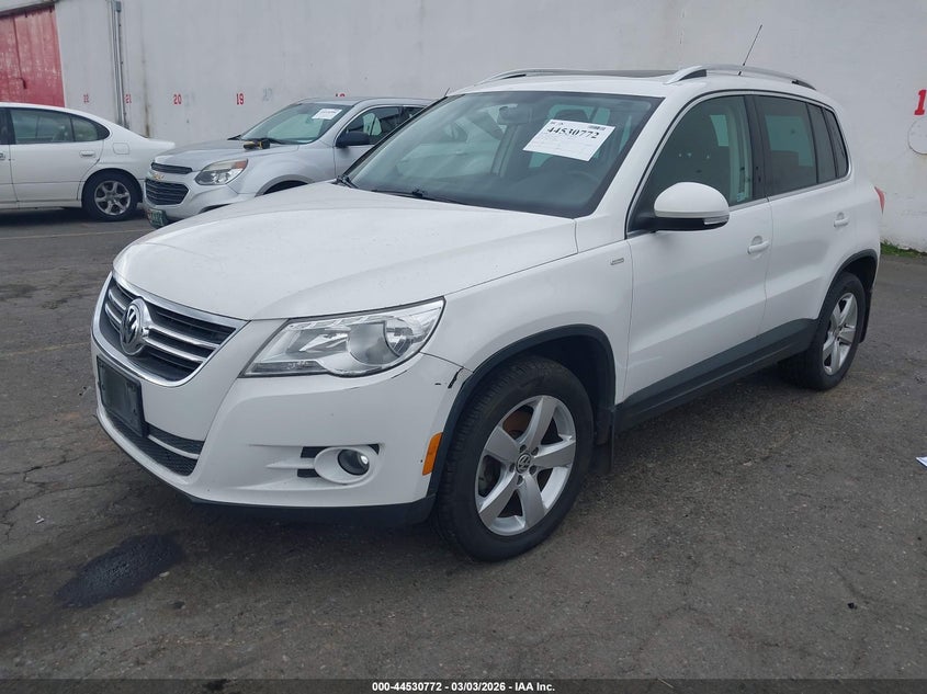 2010 Volkswagen Tiguan Wolfsburg Edition