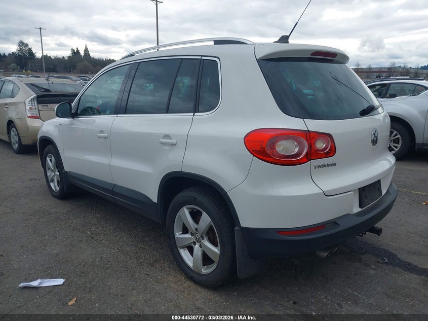 2010 Volkswagen Tiguan Wolfsburg Edition