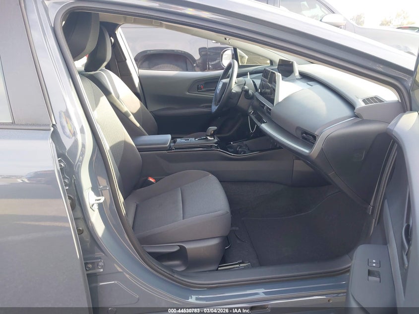 2025 Toyota Prius Le