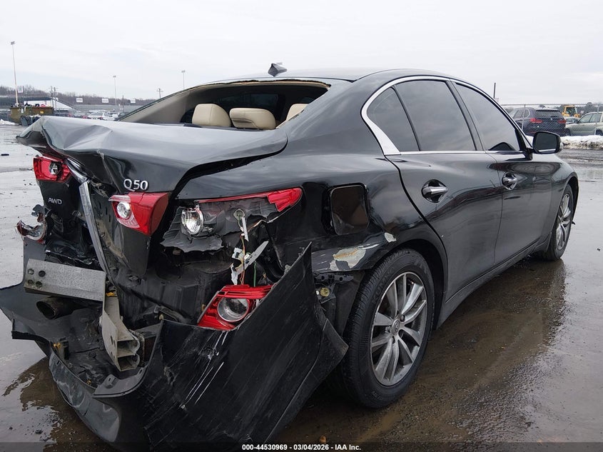 2015 Infiniti Q50 Premium