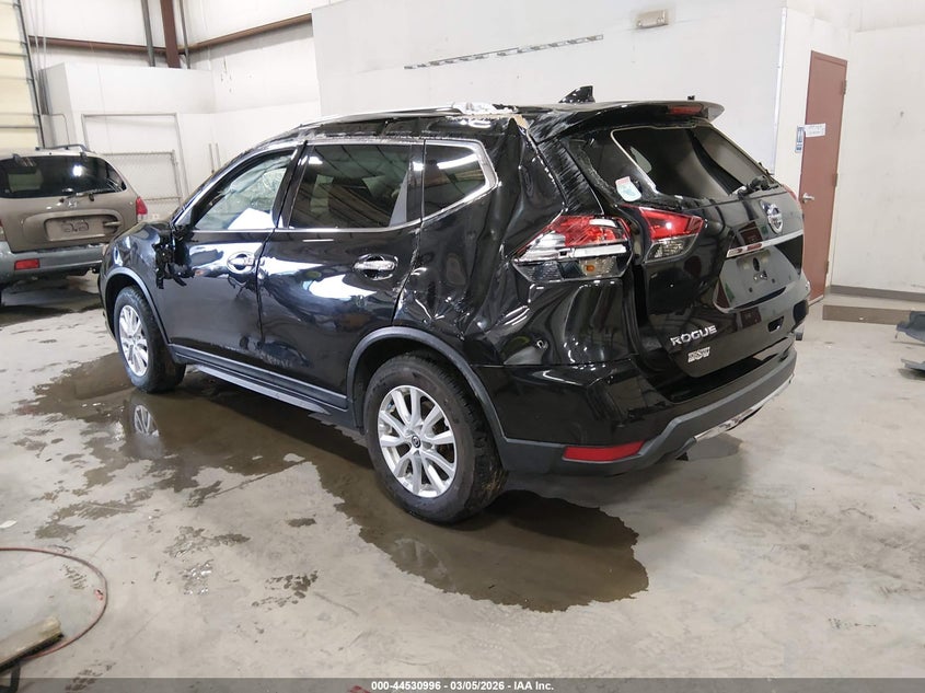 2017 Nissan Rogue Sv
