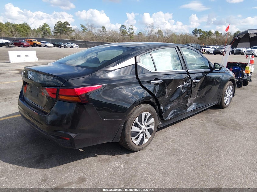 2022 Nissan Altima S Fwd