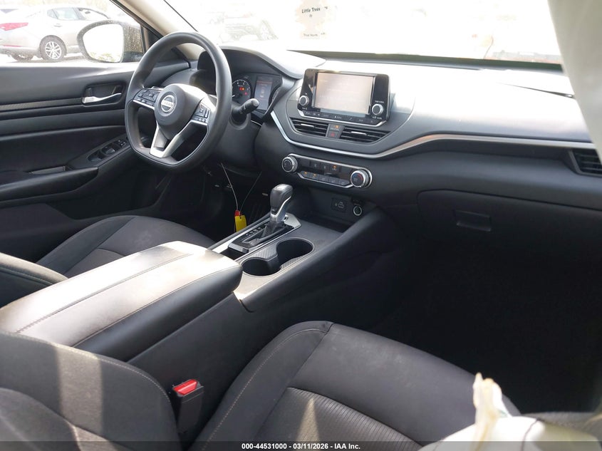 2022 Nissan Altima S Fwd