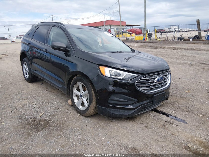 2020 Ford Edge Se