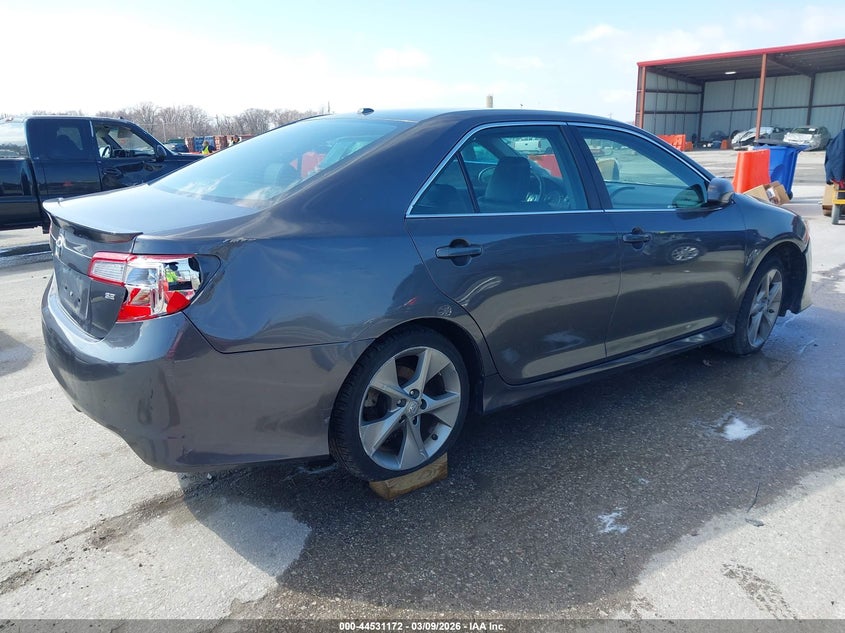 2014 Toyota Camry Se Sport