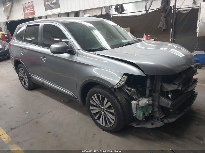 2019 Mitsubishi Outlander Se