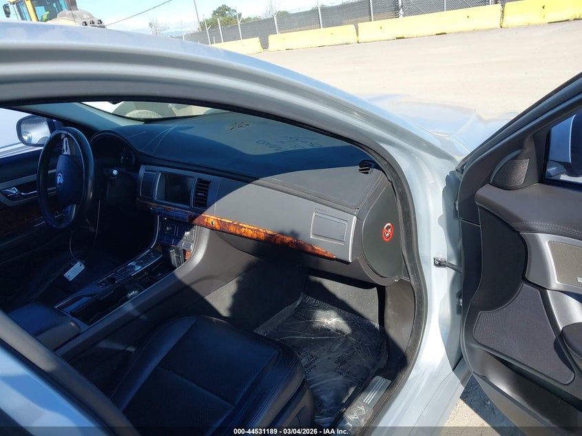 2011 Jaguar Xf Premium