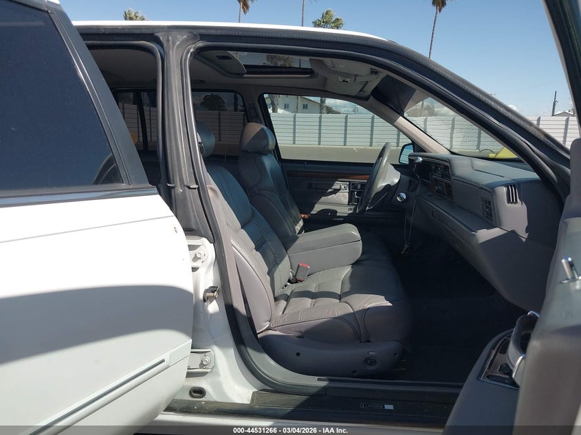 1994 Lincoln Continental Signature