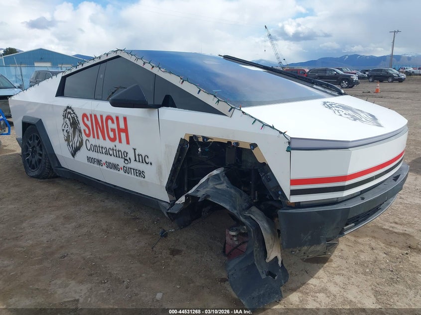 2024 TESLA CYBERTRUCK CYBERBEAST