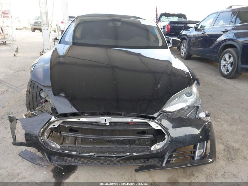 2013 Tesla Model S Performance VIN: 5YJSA1CP0DFP06316 Lot: 44531292