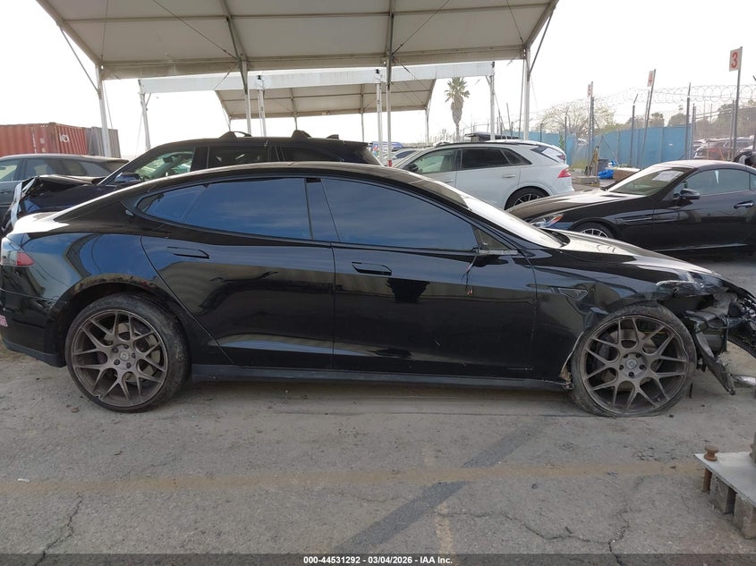 2013 Tesla Model S Performance VIN: 5YJSA1CP0DFP06316 Lot: 44531292