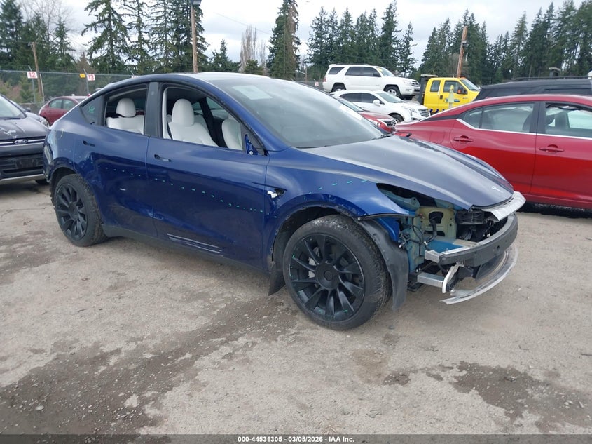 2023 Tesla Model Y Awd/Long Range Dual Motor All-Wheel Drive