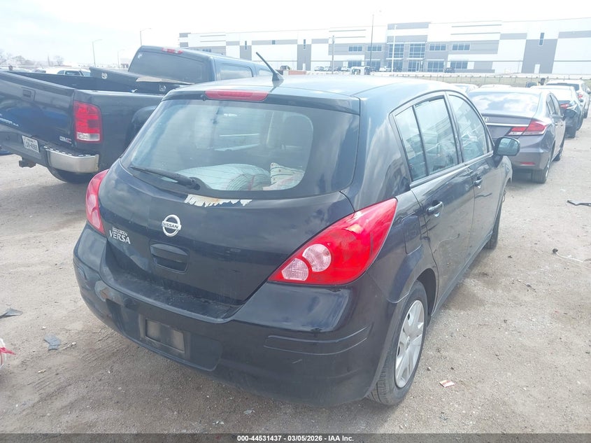 2011 Nissan Versa 1.8S