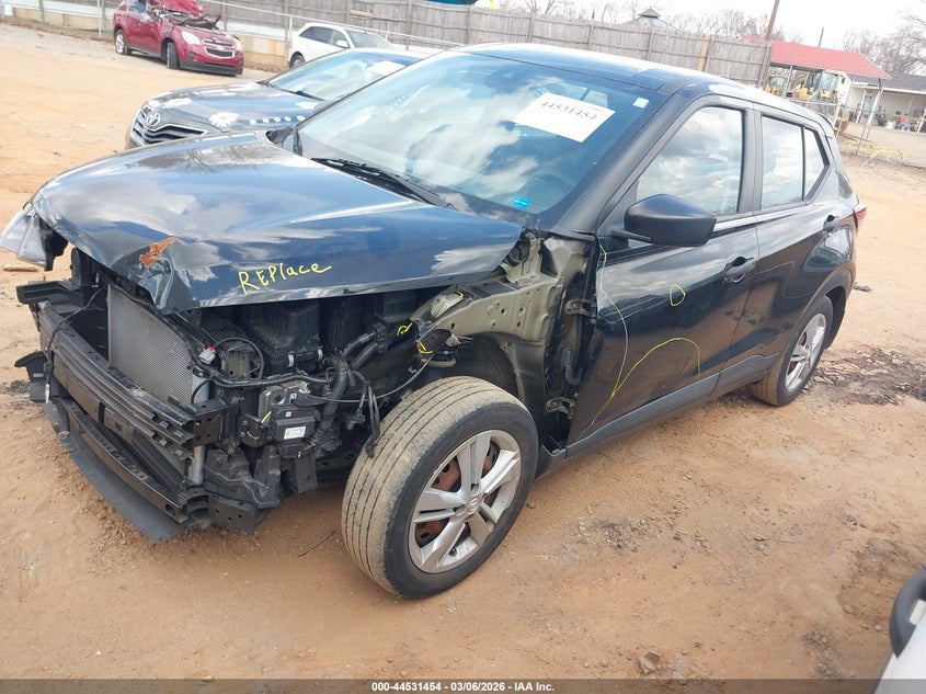 2022 Nissan Kicks S Xtronic Cvt