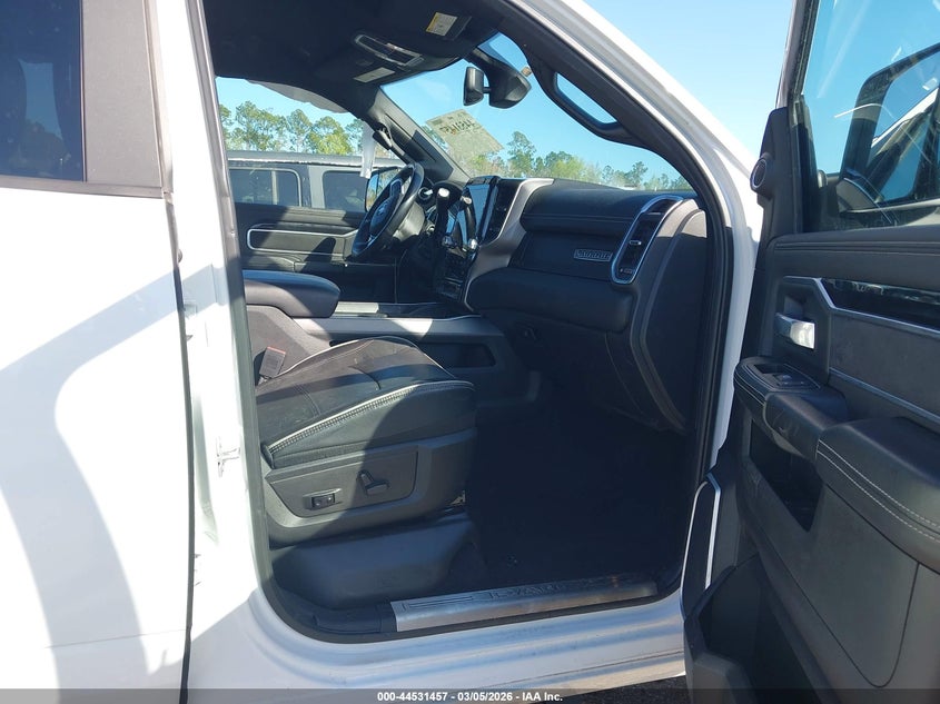 2021 Ram 2500 Laramie 4X4 6'4 Box