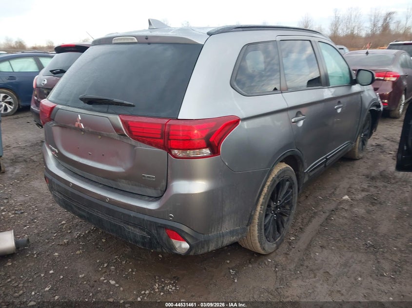 2020 Mitsubishi Outlander Le 2.4
