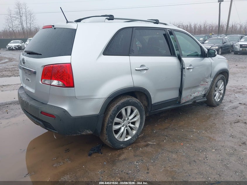2011 Kia Sorento Lx V6