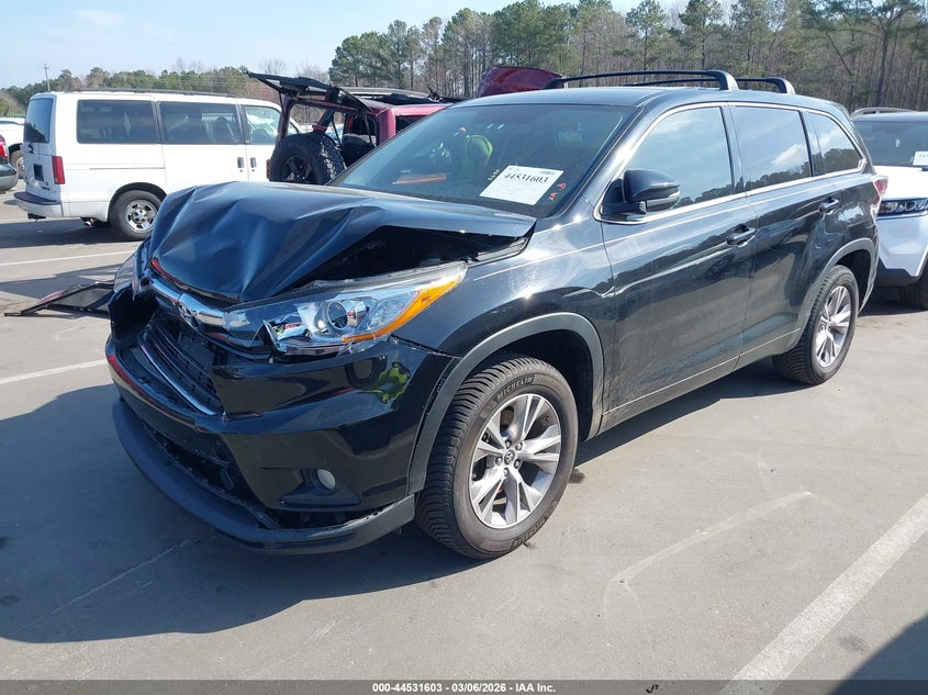 2016 Toyota Highlander Le Plus V6