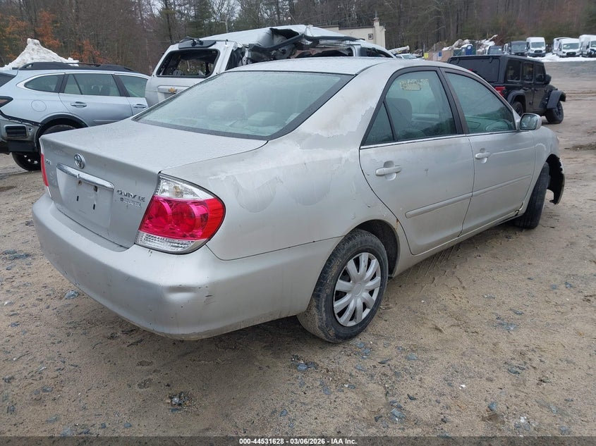 2005 Toyota Camry Le