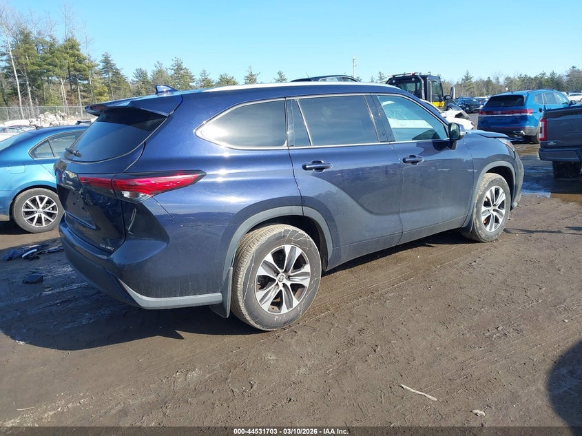 2021 Toyota Highlander Xle