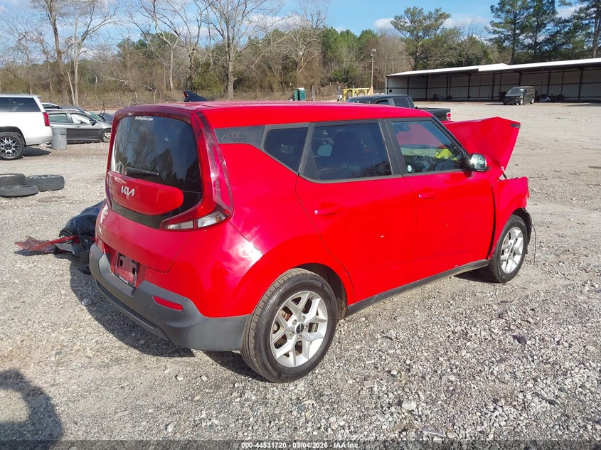 2022 Kia Soul Lx