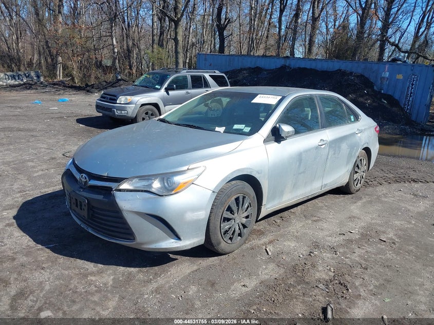 2015 Toyota Camry Le
