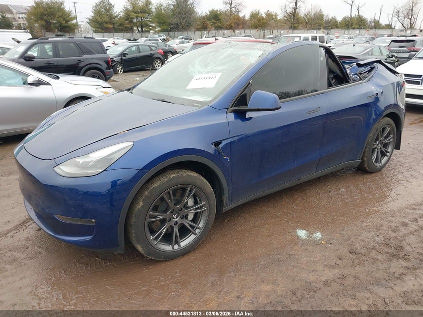 2024 Tesla Model Y Long Range Dual Motor All-Wheel Drive
