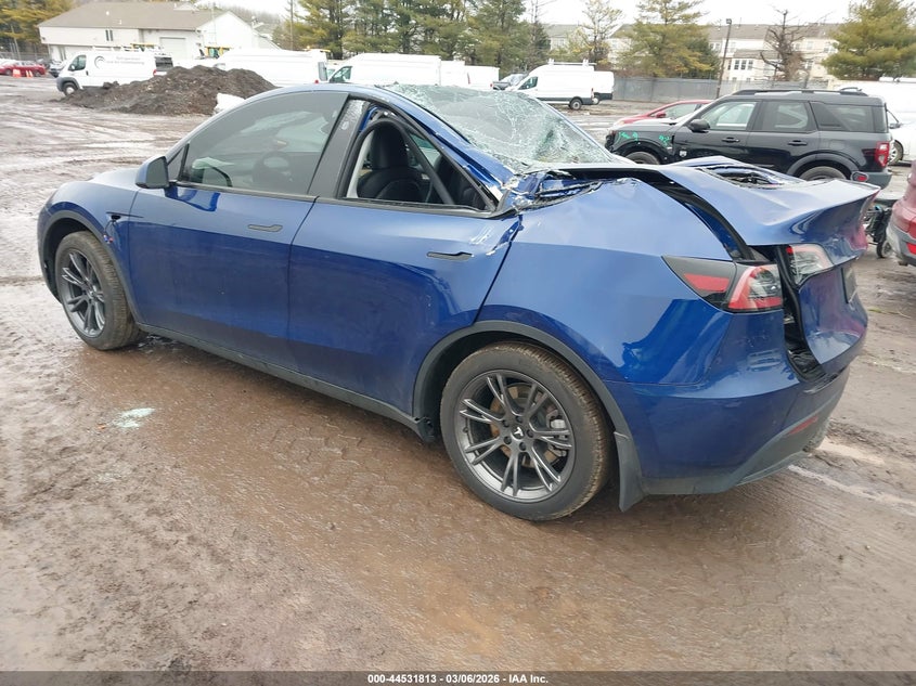 2024 Tesla Model Y Long Range Dual Motor All-Wheel Drive