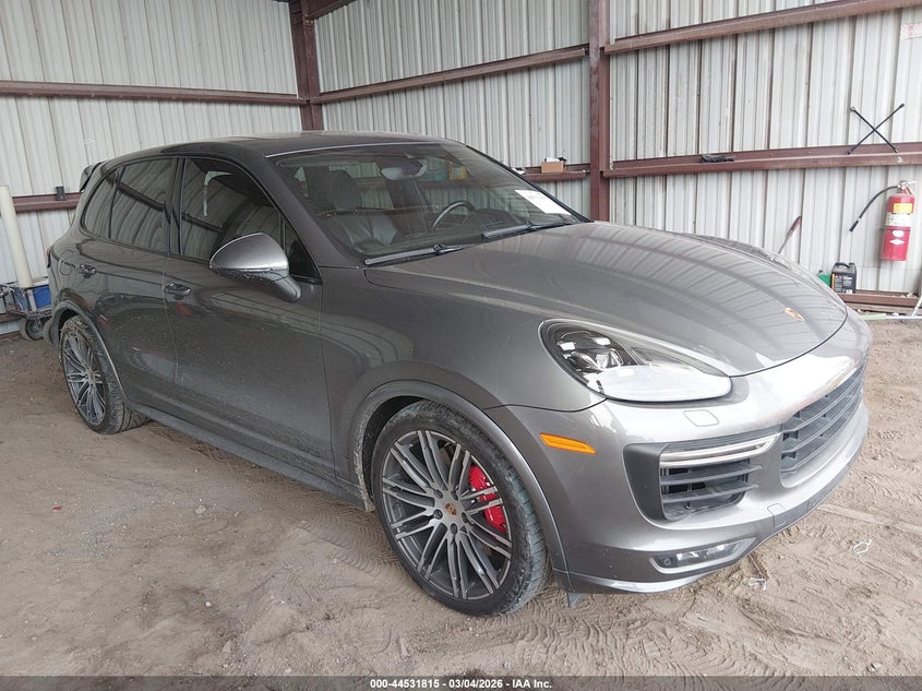 2016 Porsche Cayenne Gts