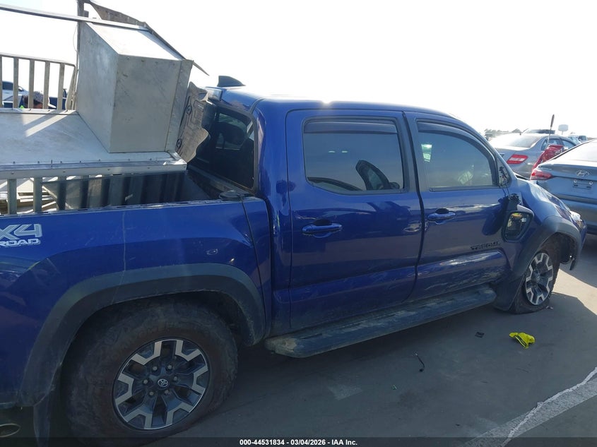 2022 Toyota Tacoma Trd Off Road VIN: 3TYCZ5AN5NT085453 Lot: 44531834