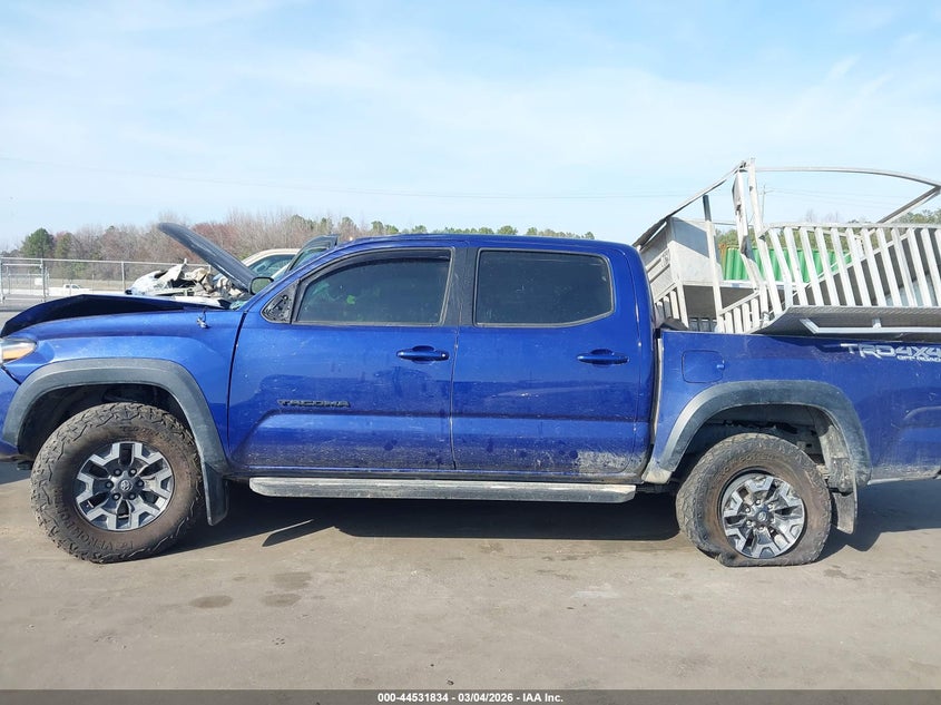 2022 Toyota Tacoma Trd Off Road VIN: 3TYCZ5AN5NT085453 Lot: 44531834