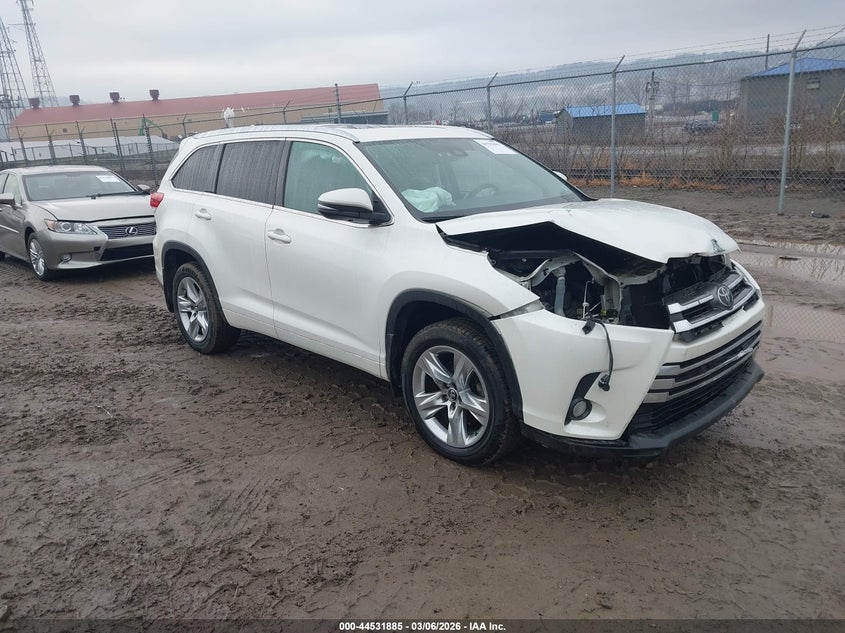 2017 Toyota Highlander Limited