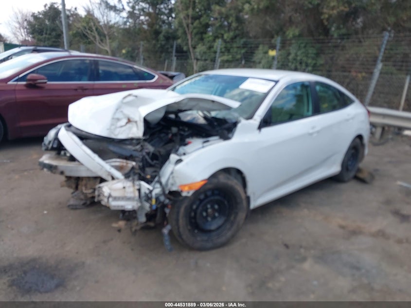 VIN 19XFC2F67KE034259 2019 HONDA CIVIC LX
