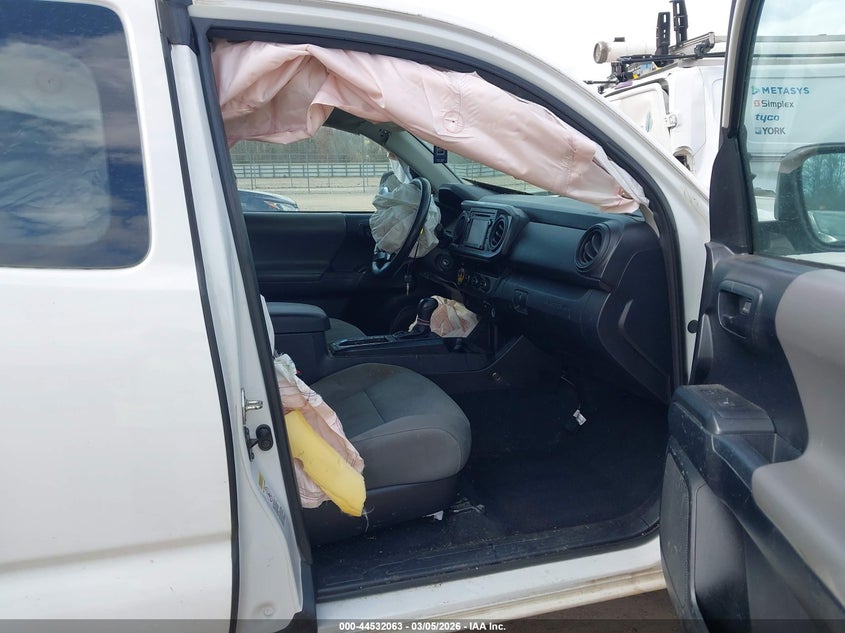 2016 Toyota Tacoma Sr